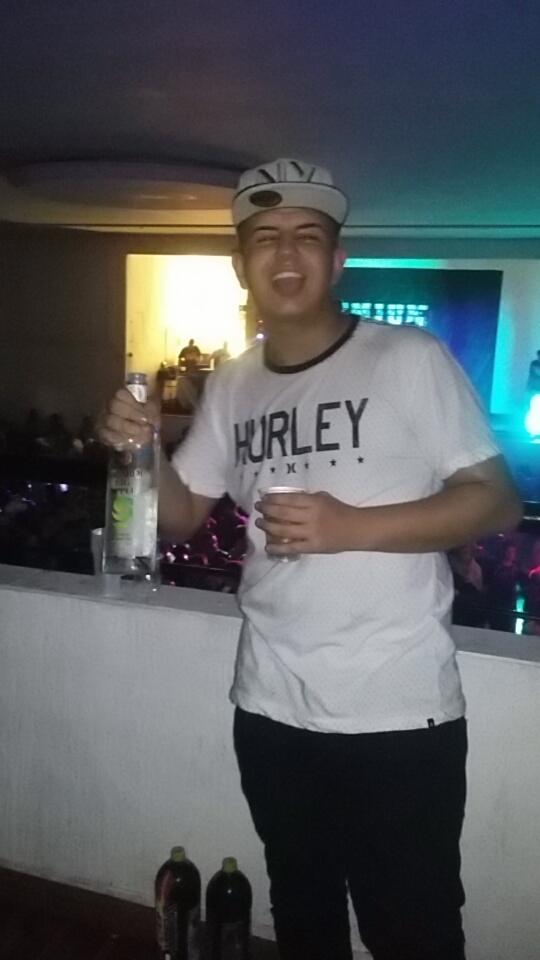LCaurin's tweet photo. Baile ontem tava como siaoavaoahso #premium3.0 #mcdavi #mcdimenordr ✔✔ https://t.co/98CoU61VB1