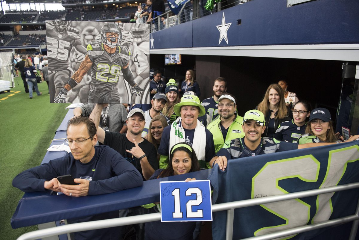 Seahawks's tweet photo. There are #12sEverywhere here.

📷: [https://t.co/OyaxkAgcSR]

#SEAvsDAL https://t.co/se95ixn7ct
