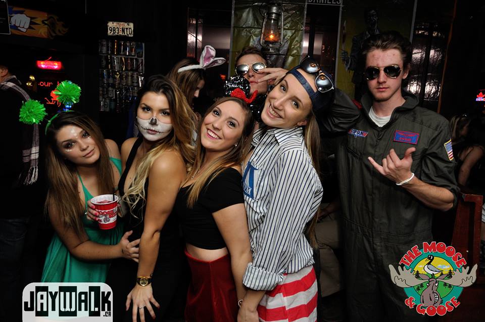 mooseandgoose's tweet photo. Friday Halloween #CountryNight Pics on FB!
https://t.co/PFlfR0PpRx
FYI...Next Fri. #MechancialBull is back https://t.co/hFPEk80owy
