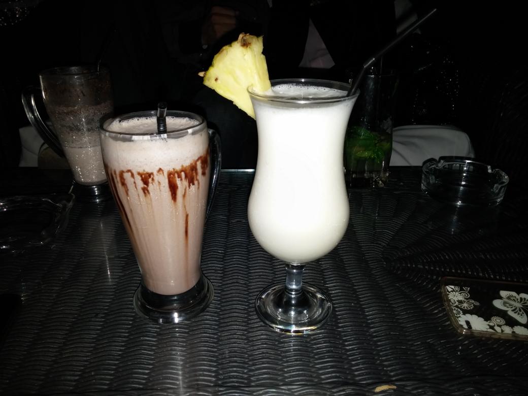 rebecaelisa's tweet photo. #sunday #drink #aztekum @juan_antonio09 https://t.co/XqH1fi1AhM