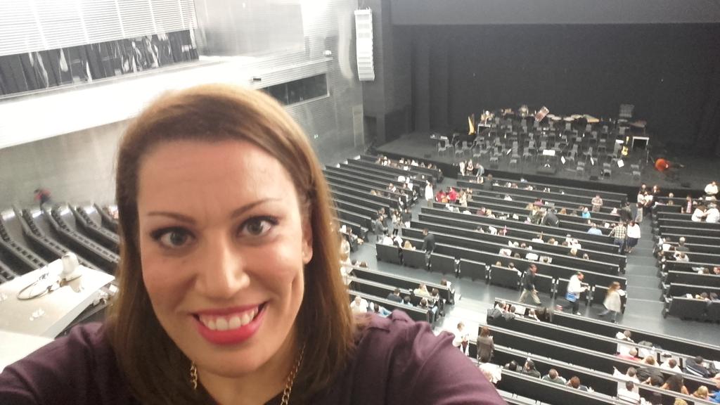 MercedesRomMir's tweet photo. Gracias @FilmSymphony por el conciertazo de esta noche en Sevilla.Cada año mejor! #FSO2015 #FSOTour2015 #Sevilla 🎶🎶🎶 https://t.co/w0DgllYOMn