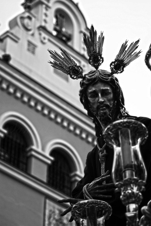 Por Triana, Soberano.