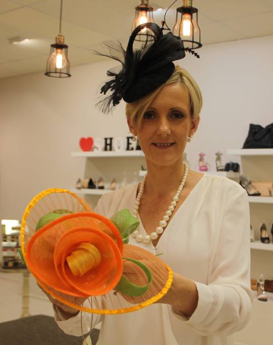 MountIsaNews's tweet photo. Millinery By Mel fascinators are becoming a hit around Australia. @BronwynWheat reports: https://t.co/4ukSIUM47E https://t.co/ZwPc3ESs2u