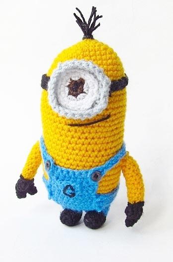 FreeXmasCrafts's tweet photo. The perfect gift for the minion-lover on your list! https://t.co/d0g4itHNpR #minions #DespicableMe #DIYgifts https://t.co/xWsP5FXLZF