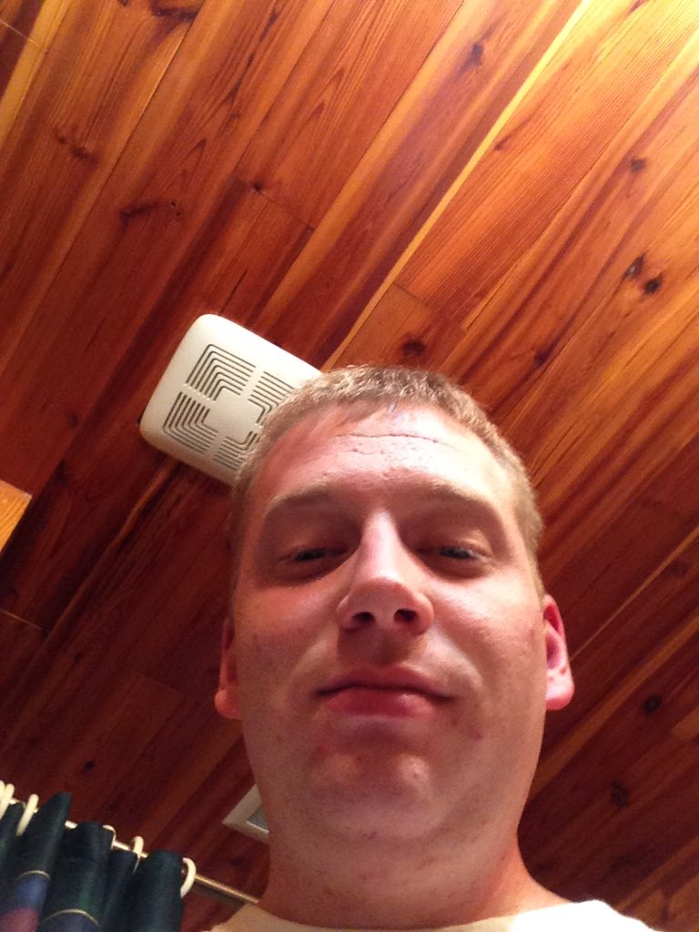 eric_buchanane's tweet photo. @troyafite @F3LexSC #cleanshavin https://t.co/62McHdIHZY