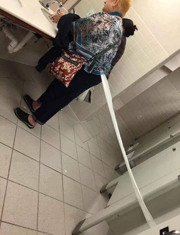 MejoresTwits's tweet photo. Gravity JAJAJAJAJAJA #Gravity https://t.co/UfvwnAI7BZ
