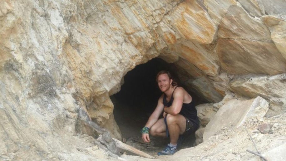 Sandalrun's tweet photo. #trailrunning takes you to some strange places. https://t.co/mXefIh0iJw