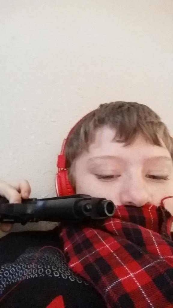 CollegesJr tweet picture