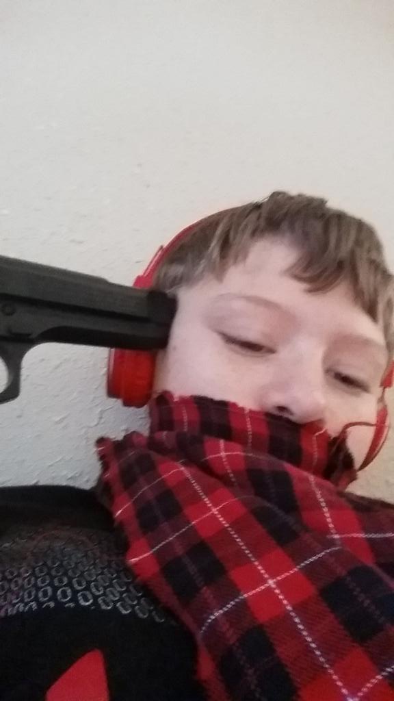 CollegesJr tweet picture