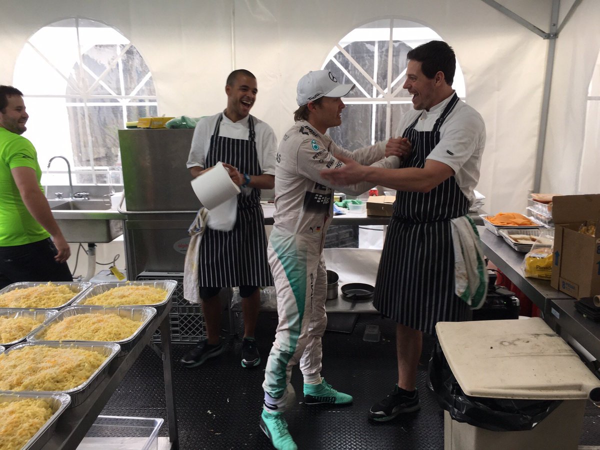 MercedesAMGF1's tweet photo. "Here you go Nico - 10kg of victory spaghetti, as ordered..."
"Confetti! I said confetti!!"
;) #F1 #MexicoGP https://t.co/aenUmn1eg7