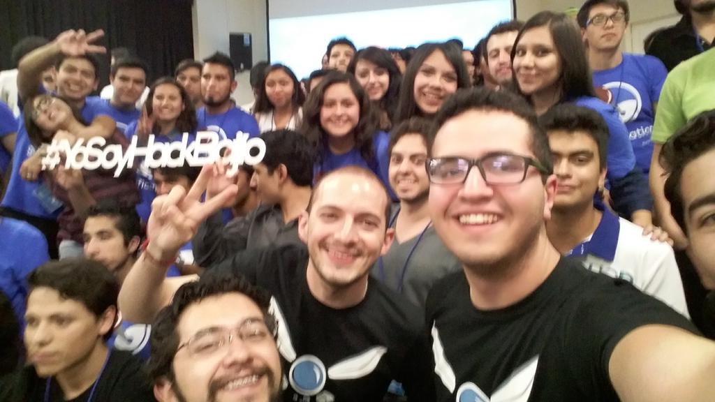 MLHacks's tweet image. Just before the award ceremony @hackbajio @ideaGentera @teclean #YoSoyHackbajio