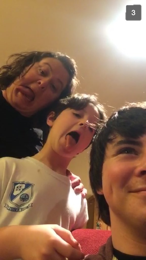 MitchellzEvans's tweet photo. Carew snaps are my favorite....❤️❤️ #missthem #lovethem #family @JordanMCarew_ https://t.co/rtNwHvWH4A