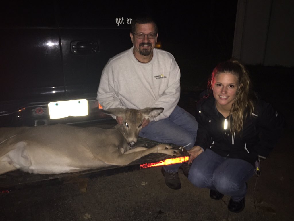 rach_mariea's tweet photo. My family has a crude sense of humor... #myfirstbuck ¿? https://t.co/qRfHkrLr9V