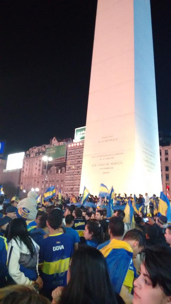 NicolasJaure's tweet photo. 💛💙 https://t.co/L2VYtTMc8Q