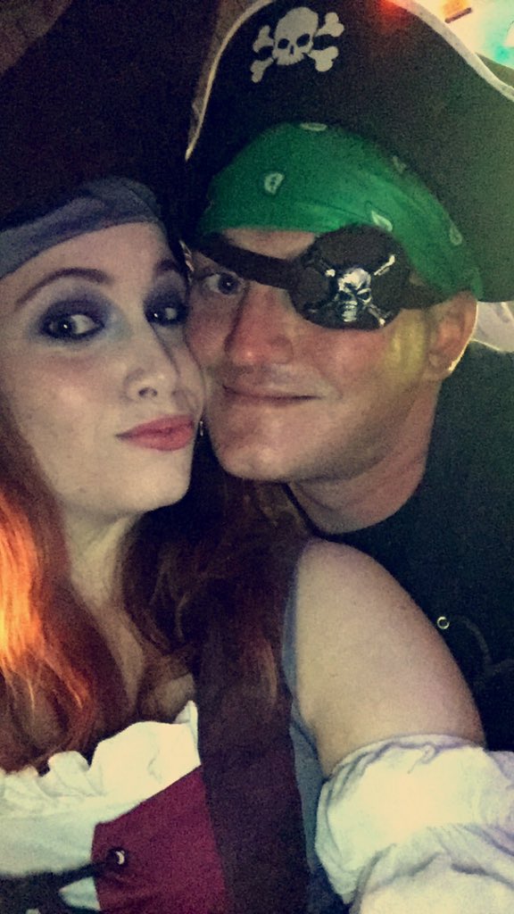inkedmel's tweet photo. That time @Rotten2theCourt and I went as pirates for #Halloween in #Nashville. #surrenderyourbooty https://t.co/8HiCUtuJJy