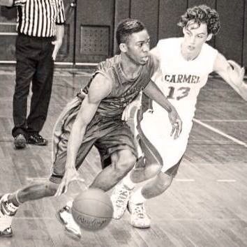 Next__Up23's tweet photo. This is my last ride π―ππ #SaundersBasketball #5 https://t.co/jmGhCd8cum
