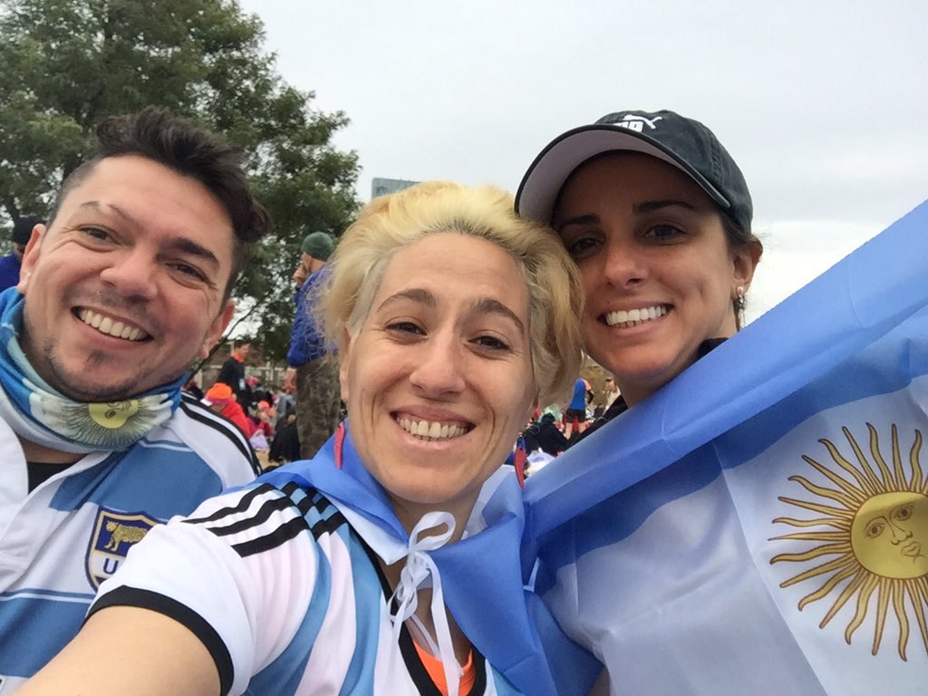 bonhftc's tweet photo. Felicitaciones bonheros maratonistas! #TCSNYCMarathon #Argentina #runningfuncional #entrenarnuncafuetandivertido https://t.co/Sdkk6KP1H9