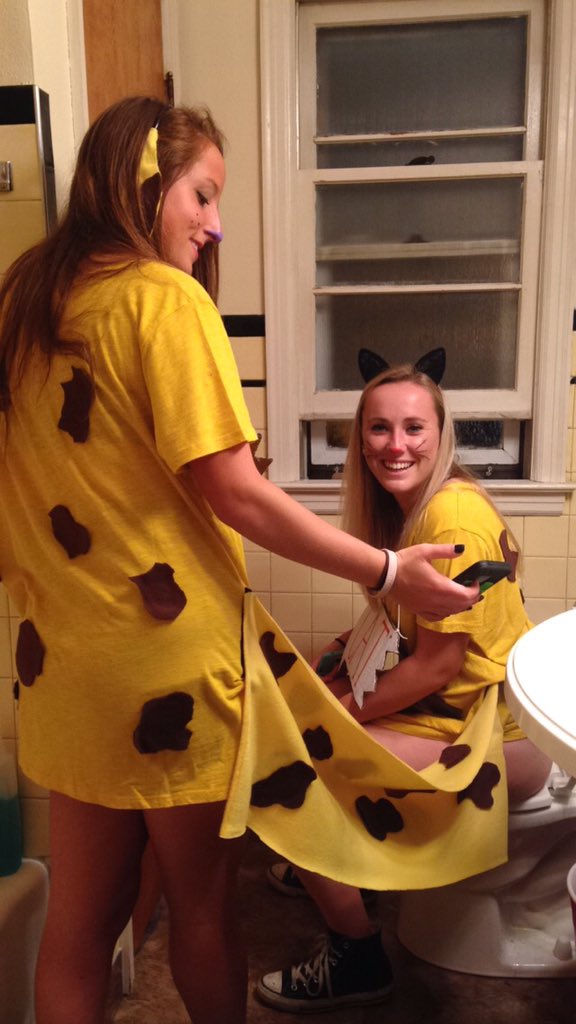 nikinoodle13's tweet photo. We took our costume very seriously last night, stayed attached through everything 😂 @Graycend4 https://t.co/3IOKcq5mIY