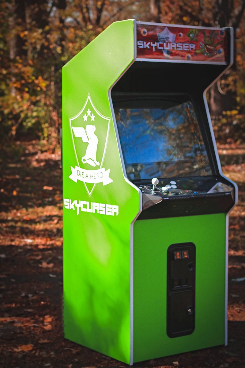 skycurser's tweet photo. Got some great photos of the #SKYCURSER Julio &amp; Cesar cab today. Photos by D.Rey Images. #arcade #shmups #gamedev https://t.co/UUVTqtWTQA