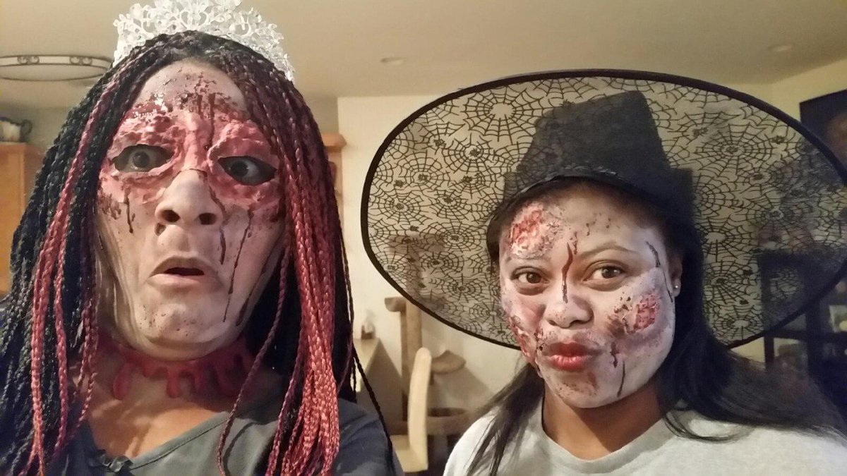 tracyballz's tweet photo. @lyft #LyftZombieMode https://t.co/TKIeeE9D1y
