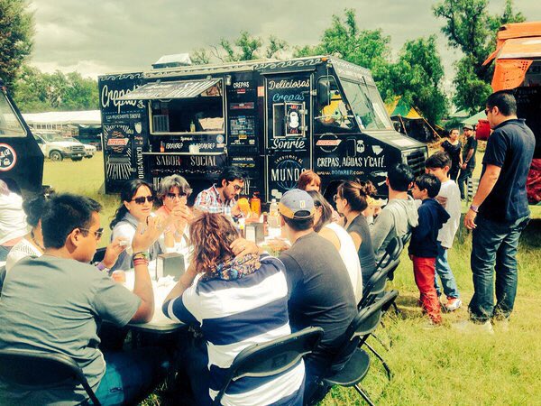 BonKrep's tweet photo. Hoy el #foodtruck #BonKrep ha estado desde el Festival de las Ánimas en #Teotihuacán con @FTStation 

#DiaDeMuertos https://t.co/ALy9n76Xr7