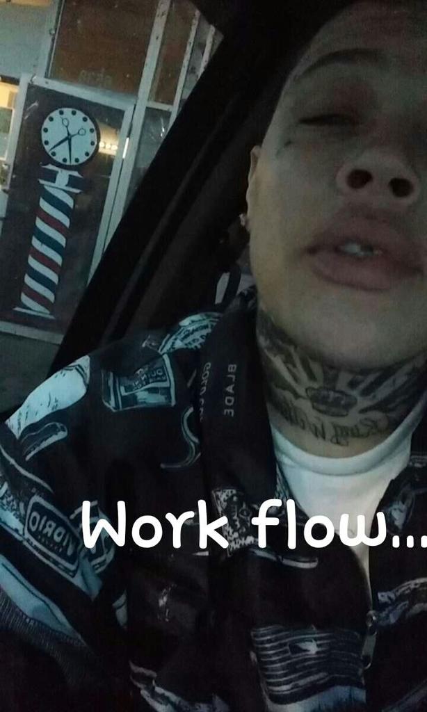 FeakoS's tweet image. All i do is work💯💯