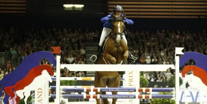 Coupe du monde (saut) à Lyon : Pénélope Leprévost sur un petit nuage lequi.pe/1WrWCIC