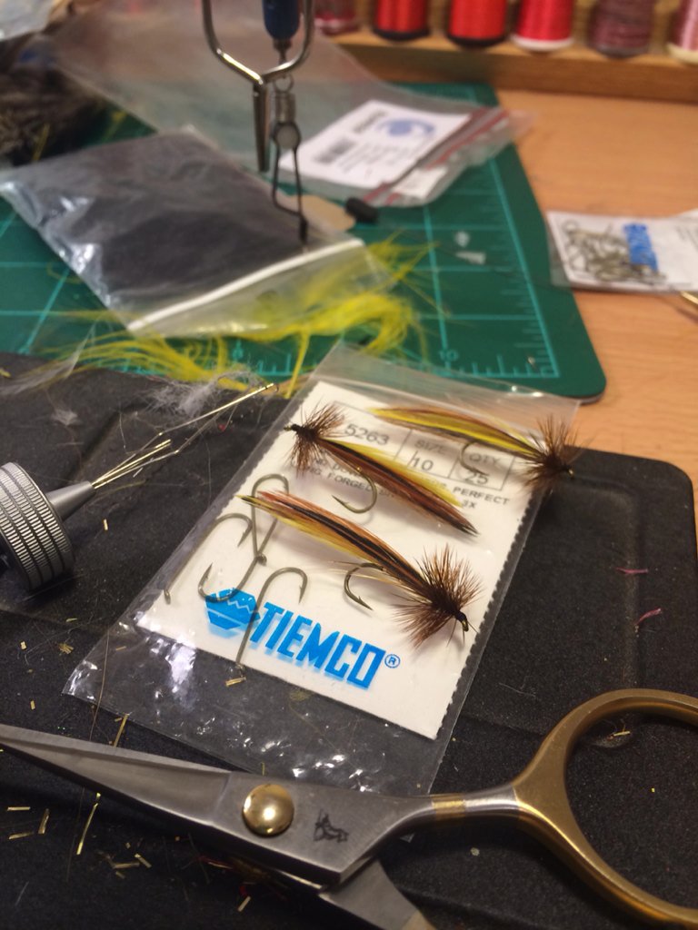NoCoFlyBoys's tweet photo. Going old school 😎. North Platte Special.  #FLYTYING https://t.co/TWSi6scnln