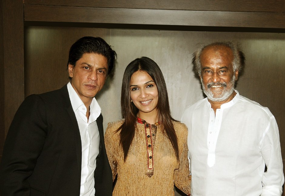 Wishing Shah Rukh Khan A Very Happy Birthday on Behalf of Rajinikanth Fans and Family 