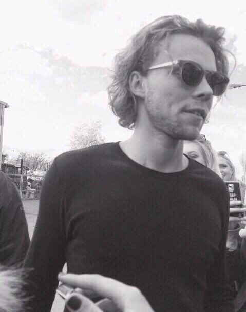 Your local sugar daddy, rt for me and you'll be recieving a dm.