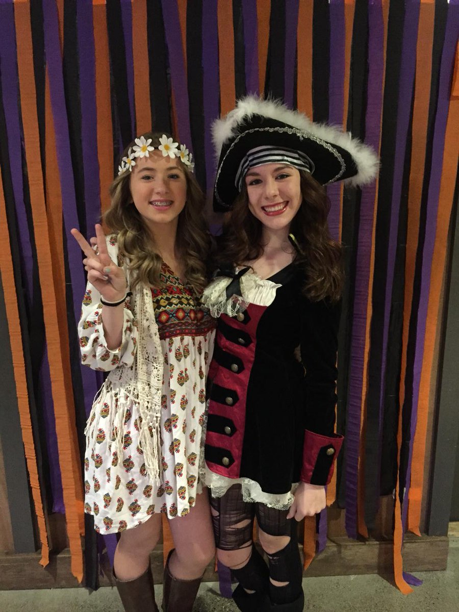 NCYSrHigh's tweet photo. #NCYHalloween15 https://t.co/g0eDJGJbR9