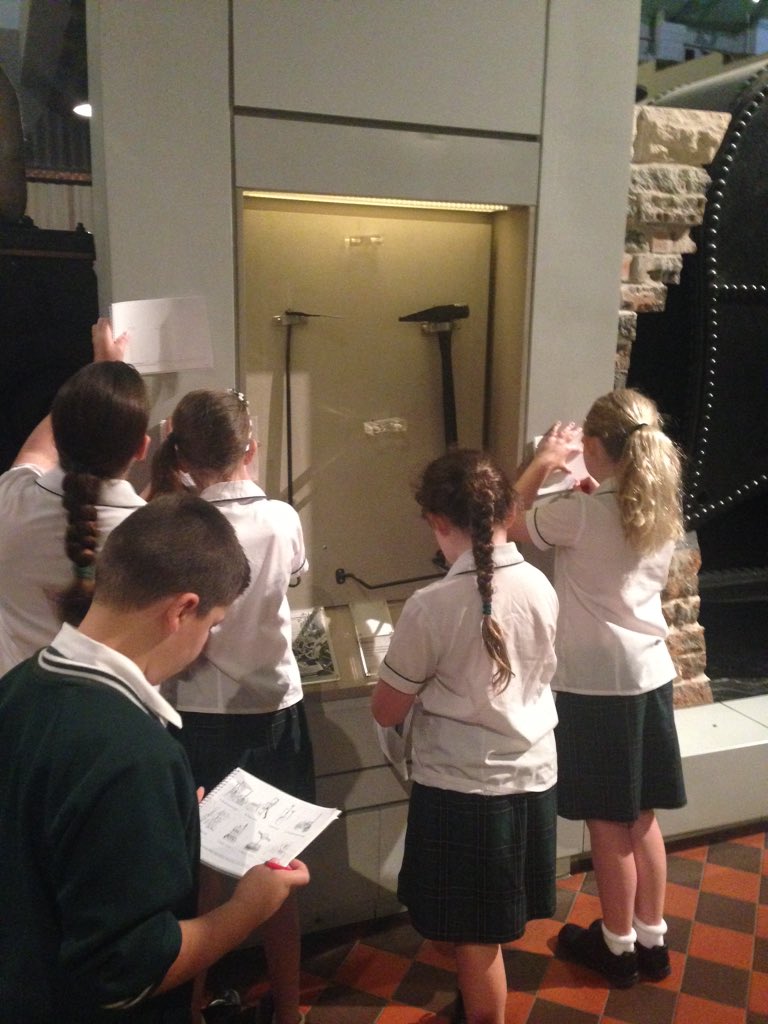 CCCYear4's tweet photo. Year 4 have had a great day exploring at The Powerhouse Museum https://t.co/iHeJcHpT9v