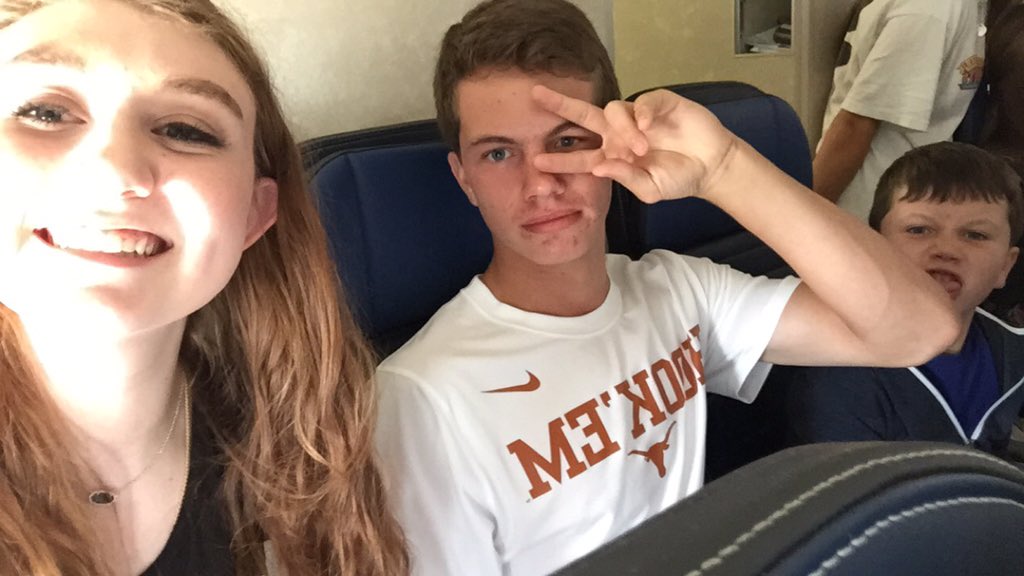 rileymorgan30's tweet photo. Can we just go back please #cabo2015 https://t.co/9n3WZOaSxO