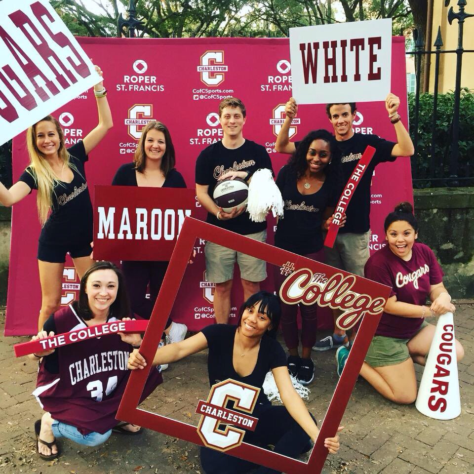 DangDenee's tweet photo. Me & @ohmeagosh 2nd #BasketballBlockParty @ #TheCollege ! πΎ https://t.co/NhRJfiwOPA