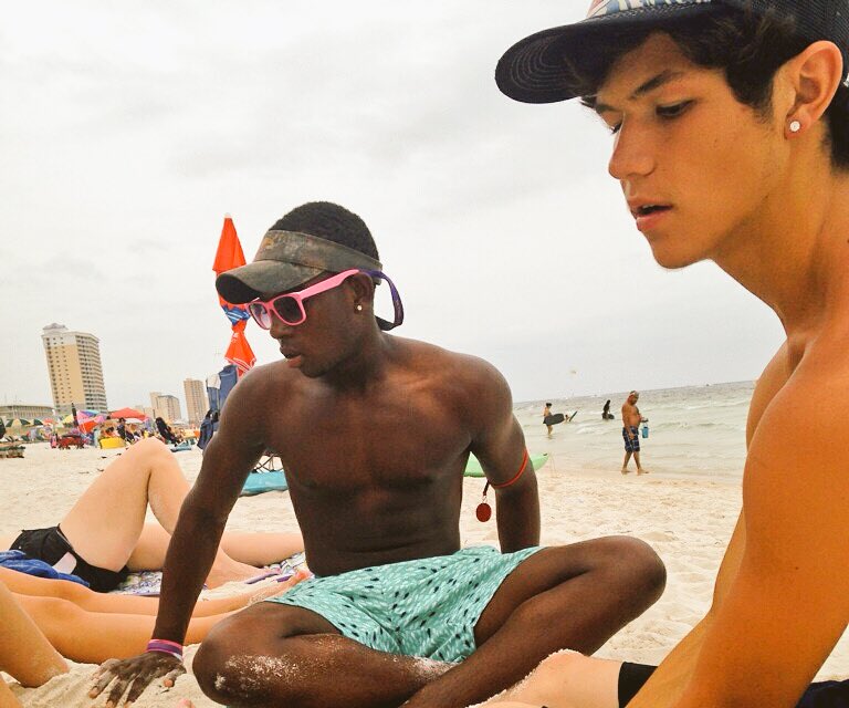 bubbajack_28's tweet photo. #throwback2k14 with my nigga @nathanwelch2 https://t.co/kfhN7ExJYO