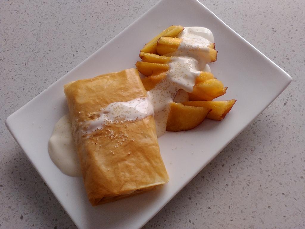 deblsm_'s tweet photo. Mushrooms chicken pie & Apples pie #MasaPhilo #PhylloPastry https://t.co/FK9XSJjmnL