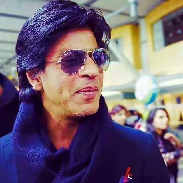 Happy Birthday to BadShah of Bollywood King of Romance God of  our hearts SHAH RUKH KHAN... 
