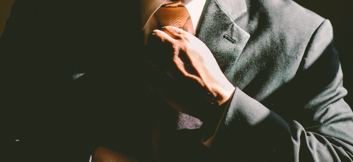 hootsuite's tweet photo. If your boss doesn't want to run a social campaign, here's how you can convince him: https://t.co/SIkyF9PCYX https://t.co/KaDey6GQcW