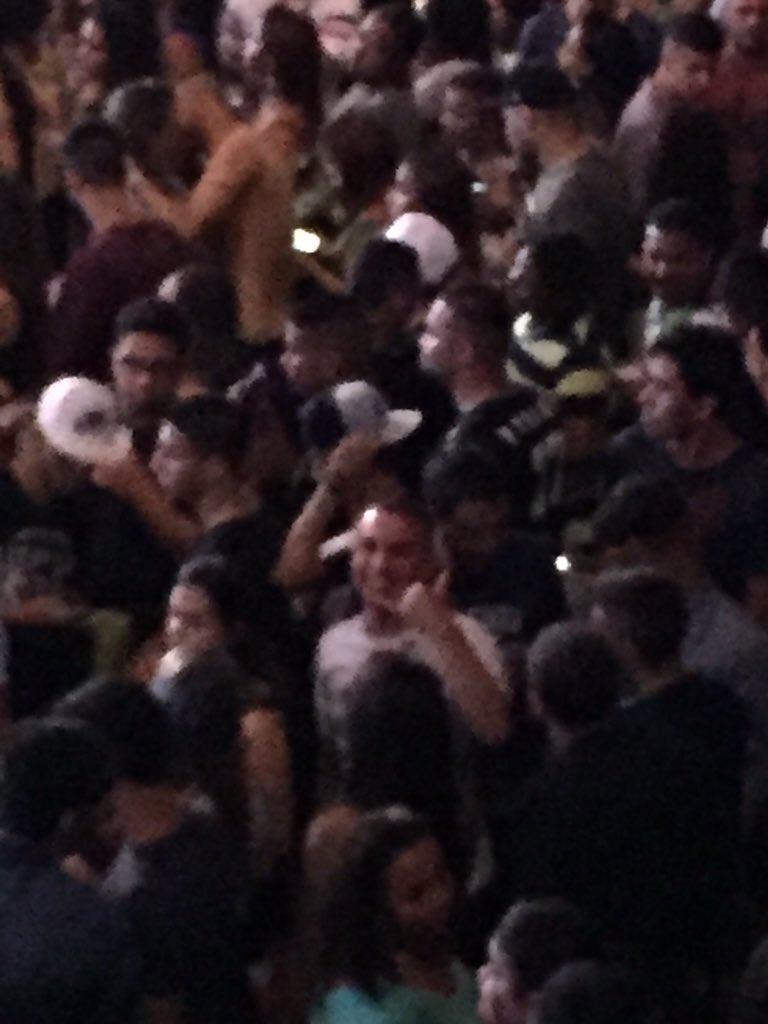 rapholis's tweet photo. @Joaozada_ tá passando batido não 😂😂😂 https://t.co/d6SL3wnpZv