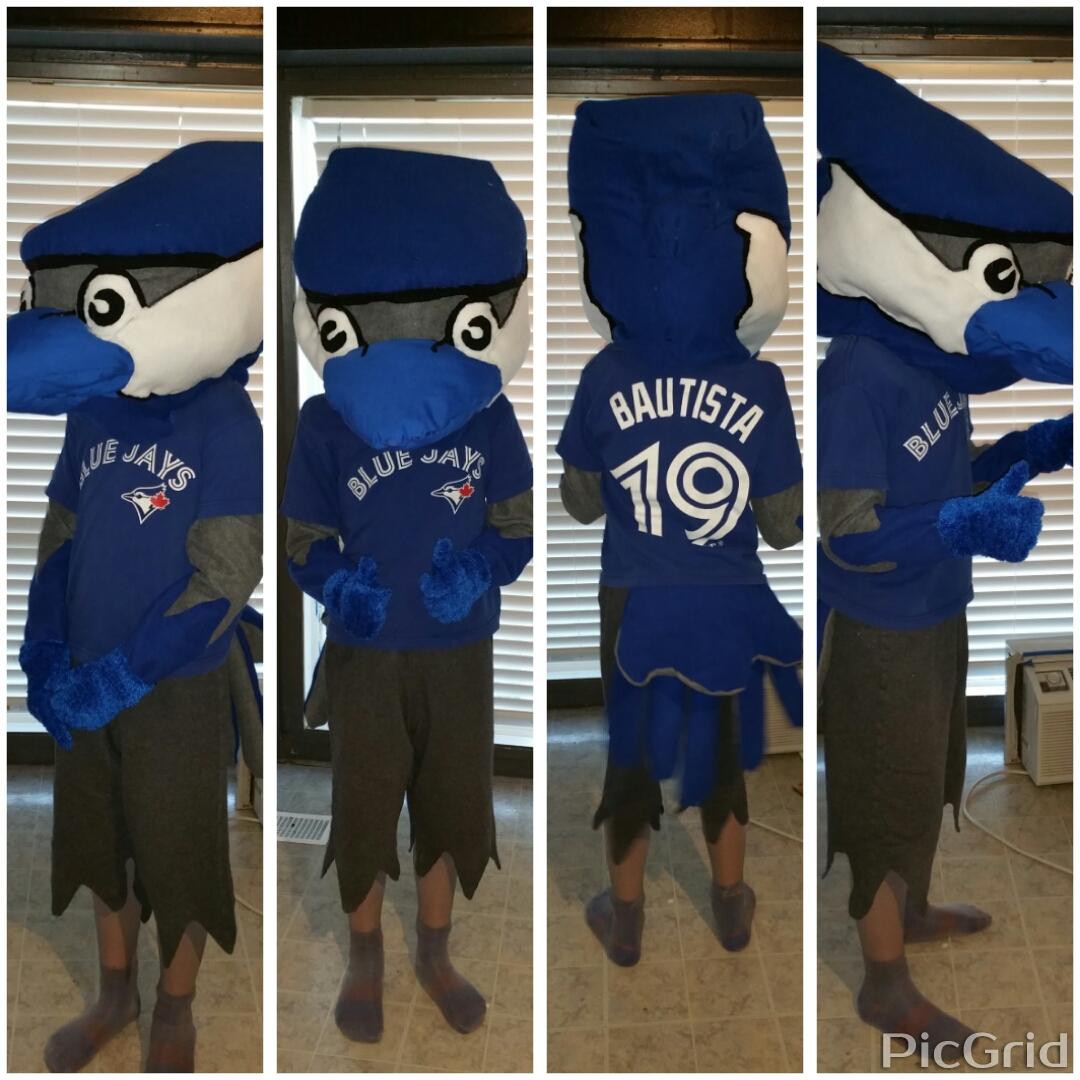 m0mmax2e's tweet photo. @ACE_00 my kid loves you so much I made him you for Halloween! ! https://t.co/lGmJ0iyoGc