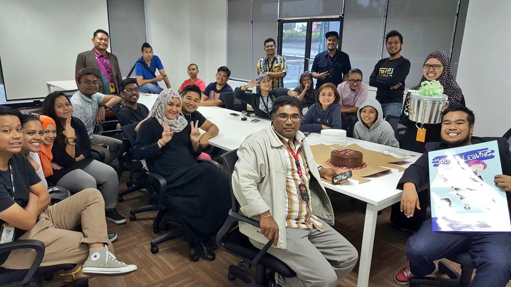 fitliahani's tweet image. One penceria suasana is leaving, Akmal Raja the panda is leaving. May Allah bless him. #primeworks