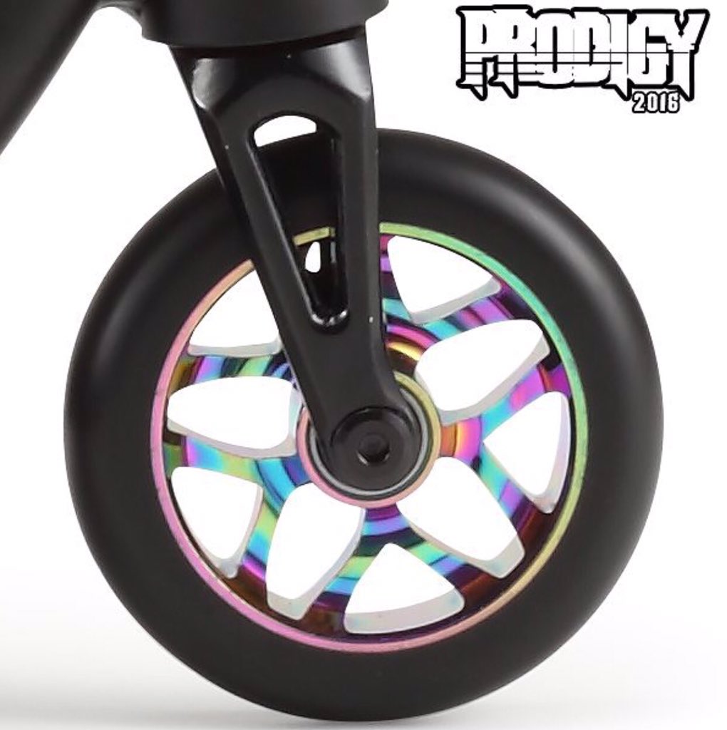 RaymondWarnerr's tweet photo. Another one of the new #2016Prodigy complete scooters by @blunt_scooters .
•••••••••••••••
#EnvyScooters #NewRange https://t.co/HlRVpCO9uR