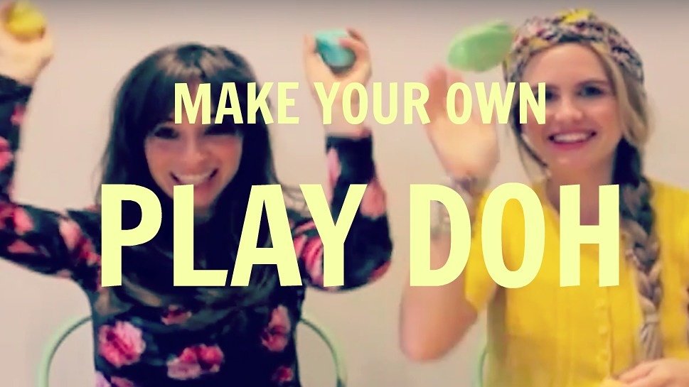 mamalinauk's tweet photo. Now live on the choob with the delectable @MarielMakes ...www.youtube.com/mamalina #diy #playdoh  #mamalinamakes https://t.co/tt0AYA6WWU