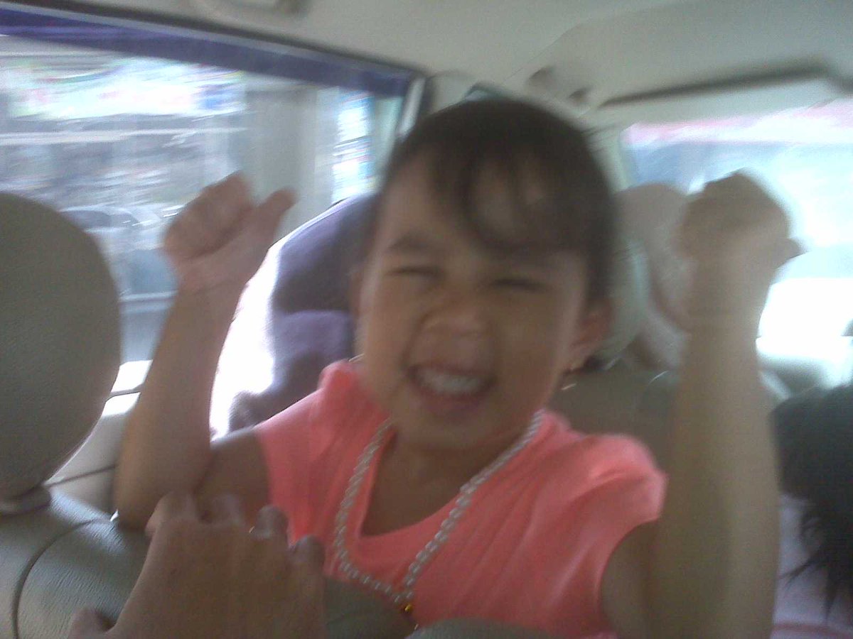 Niii kliann juga di semangatiiinn keponakan tersayang kak ejja...HABEEBA..GO ON uncle and AUNTY...