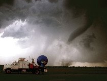 LabFabfr's tweet photo. Tornade d'octobre https://t.co/Sa0EVRMcMI #rennes #maintenant2015 #odrennes #makertour #lebiome #francophonie https://t.co/aTfa6ZMoYL