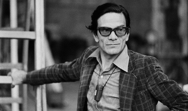SignoraBluthner's tweet image. Suona Rosario, e si sfiata per i prati:
io sono morto al canto delle campane #Pasolini #2novembre1975 @CasaLettori