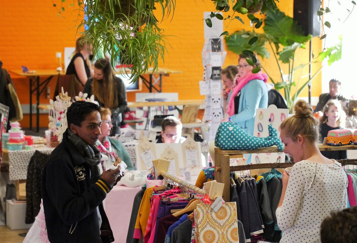 Wat was de 4e editie van de #BonteMarkt leuk! Kijk voor een impressie op: facebook.com/BonteMarkt/pho…