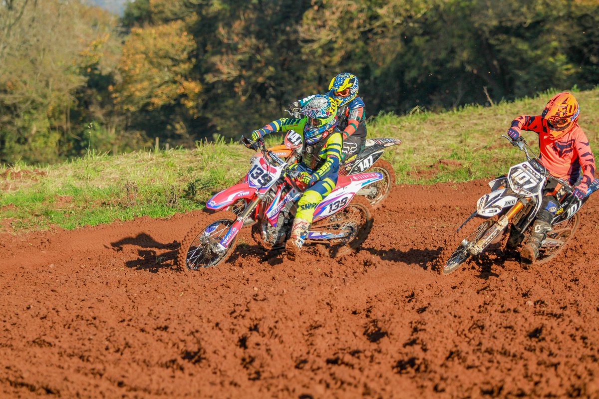 Summphoto's tweet photo. Another great day at DMX, Portbury. Track was in great shape and the weather was perfect. Thanks to Marcus &amp; Sharon. https://t.co/DXKJ16lftc
