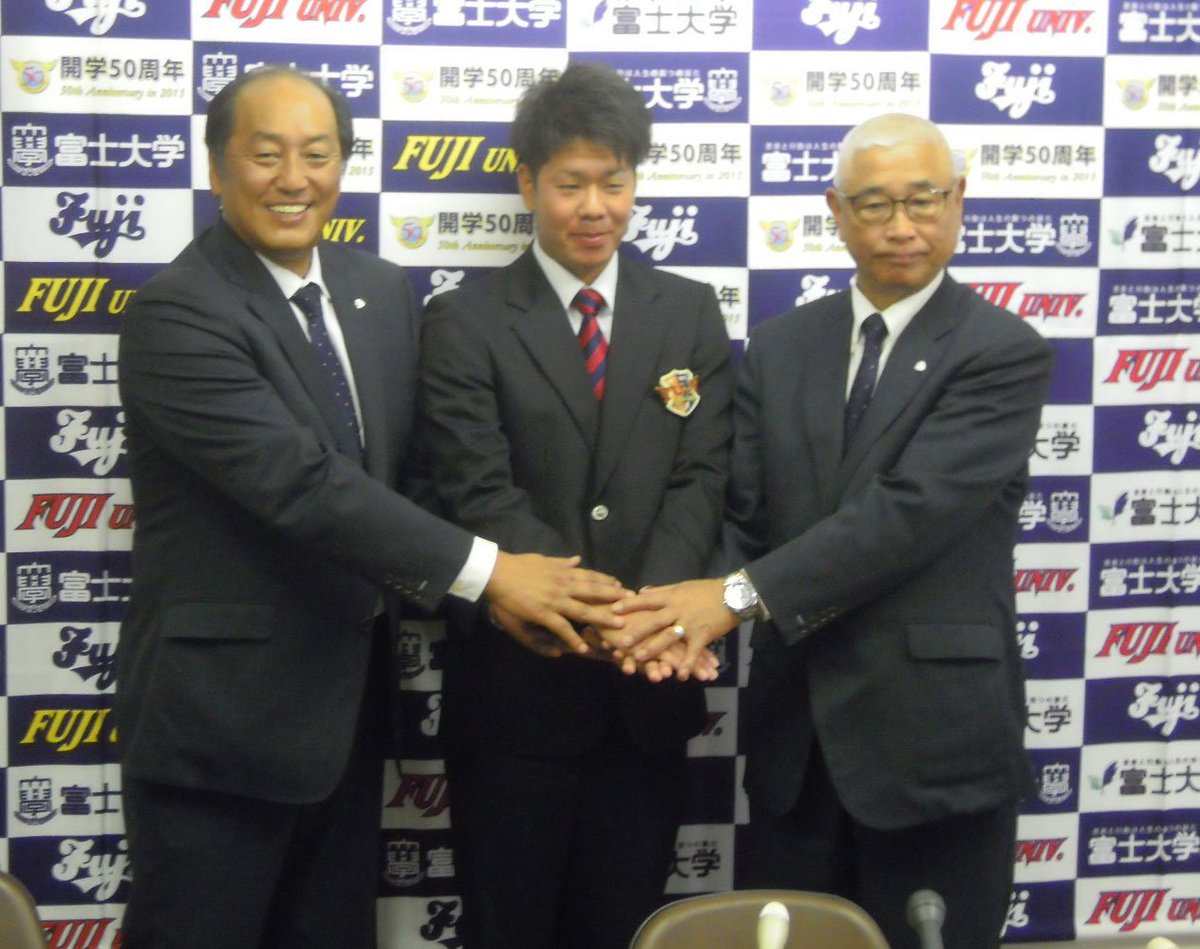 埼玉西武ライオンズ 本日ドラフト1位 多和田 真三郎投手に指名挨拶 肩のケガを治して 1日でも早く西武プリンスドームで投げたいと思います ライオンズファンの皆さまご声援のほどよろしくお願いいたします とコメント Seibulions Npb T 埼玉西武ライオンズ 本日ドラフト1位 多和田 真三郎投手に指名挨拶 肩のケガを治して 1日でも早く西武プリンスドームで投げたいと思います ライオンズファンの皆さまご声援のほどよろしくお願いいたします とコメント Seibulions Npb T