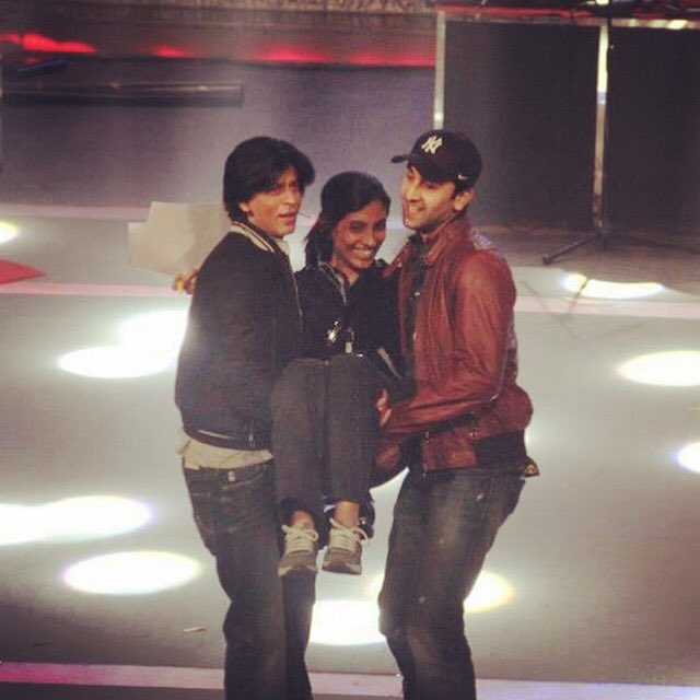 rajvishroff's tweet photo. Happpy 50th  Birthday @iamsrk My Favouritee! Best moment of my life! Love u!!! And may u keep being Blessed forevr! https://t.co/Dgv318dL4U